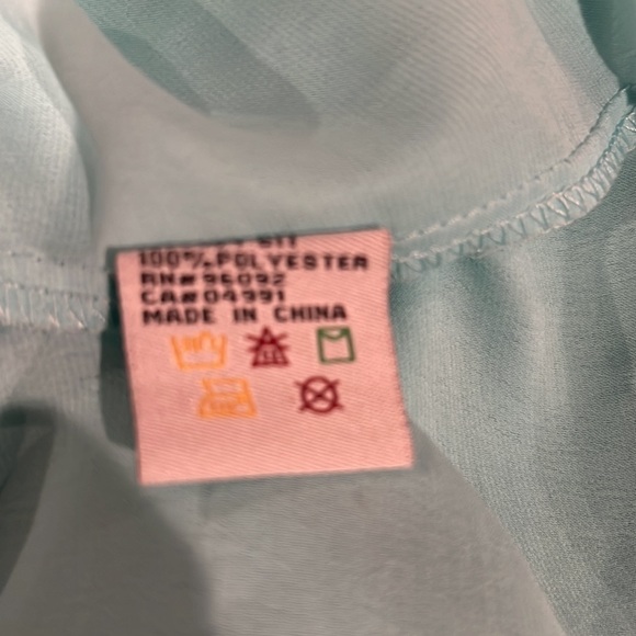 Willi Smith pleated peplum short puff sleeve semi sheer blouse - Picture 9 of 9